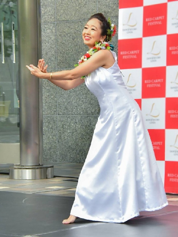 フラダンス スタジオ Kukunaの講師紹介